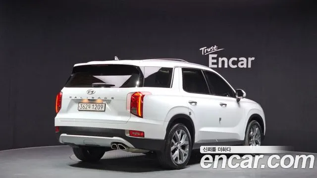 Hyundai Palisade Palisade Дизель 2.2 2WD — Фото автомобиля 2