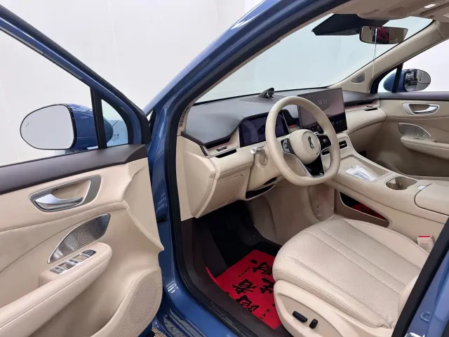 Shangjie SUV — Фото автомобиля 13