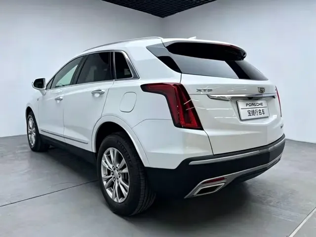 Cadillac XT5 — Фото автомобиля 3