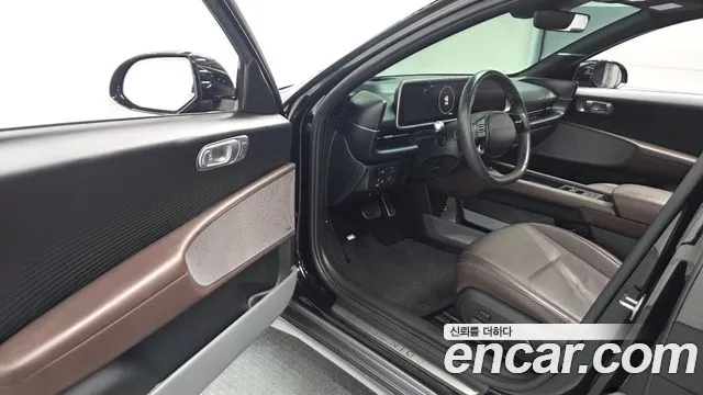 Hyundai Ioniq 6 — Фото автомобиля 10