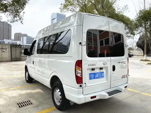 Maxus Xintu V80 — Фото автомобиля 4
