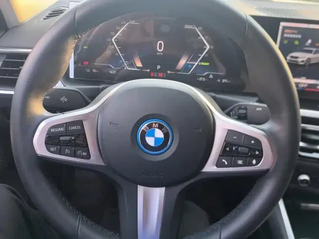 BMW i3 — Фото автомобиля 15