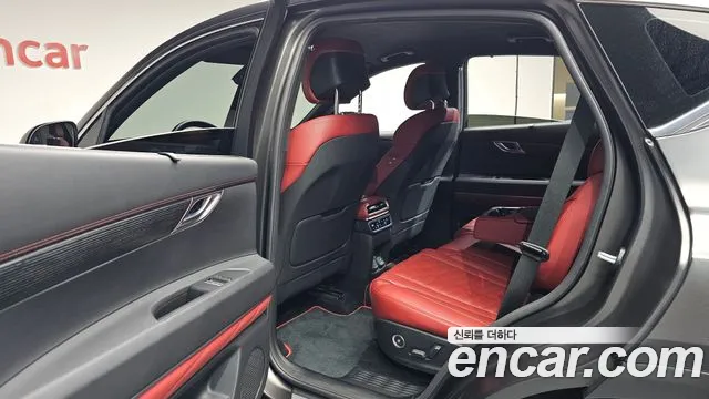 Genesis GV80 — Фото автомобиля 10