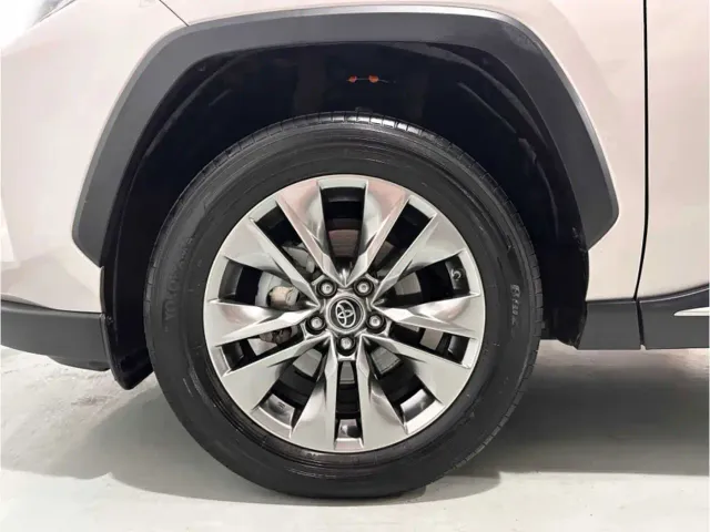 Toyota Wildlander — Фото автомобиля 14