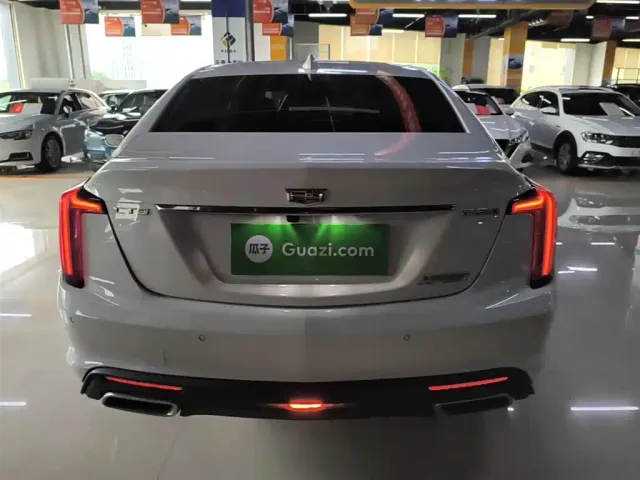 Cadillac CT5 — Фото автомобиля 5
