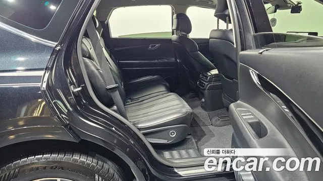 Genesis GV80 — Фото автомобиля 17