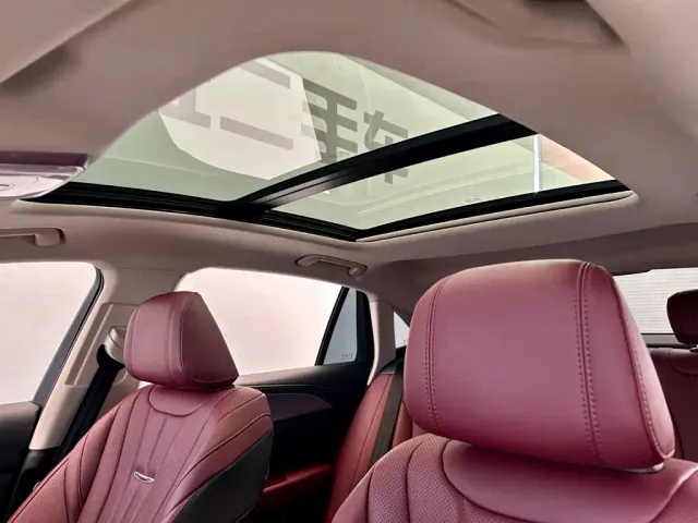 Hongqi H5 — Фото автомобиля 16