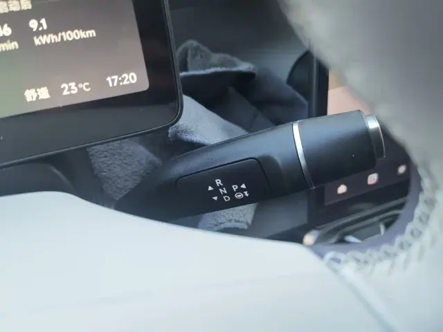 Leapmotor Leapmotor B01 2025 Model 550 Smart Edition — Фото автомобиля 10