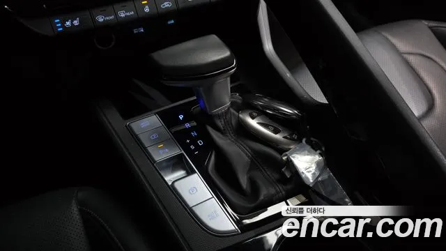Hyundai Avante CN7 — Фото автомобиля 12