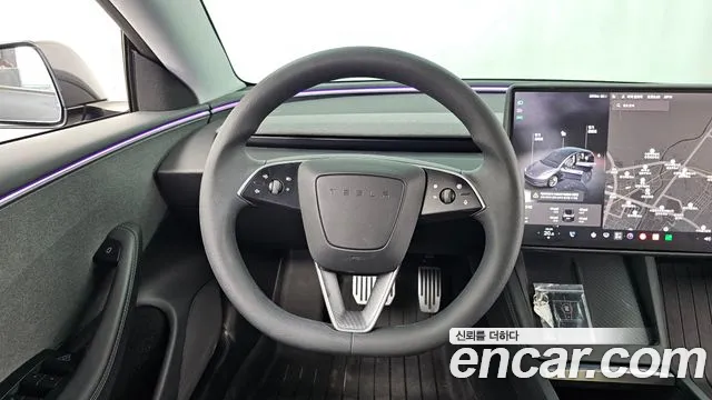 Tesla Model 3 — Фото автомобиля 13