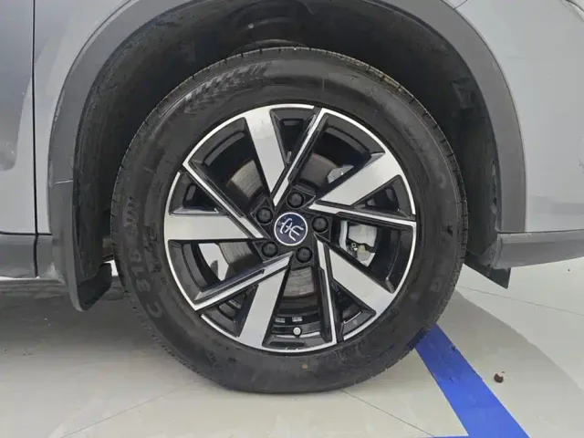 BYD Song Pro — Фото автомобиля 6