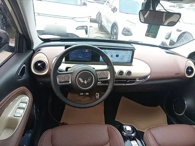 Wuling Bingo — Фото автомобиля 10