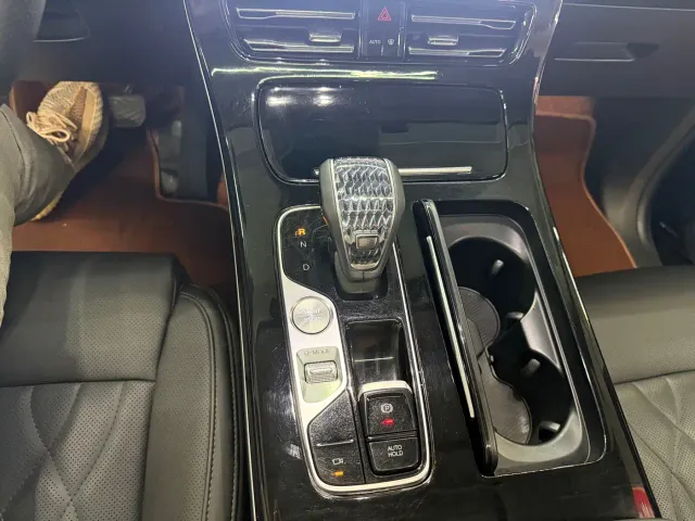 GAC Trumpchi M8 — Фото автомобиля 17