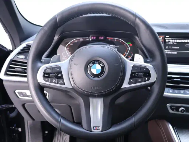 BMW X6 — Фото автомобиля 16