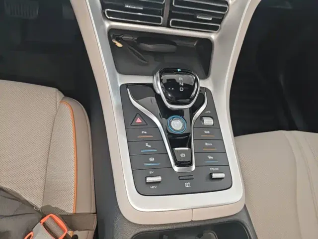 BYD Song Pro — Фото автомобиля 13