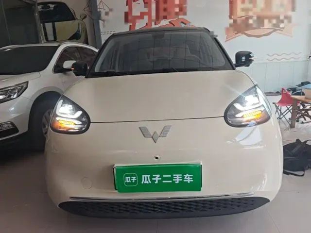 Wuling Bingo — Фото автомобиля 2
