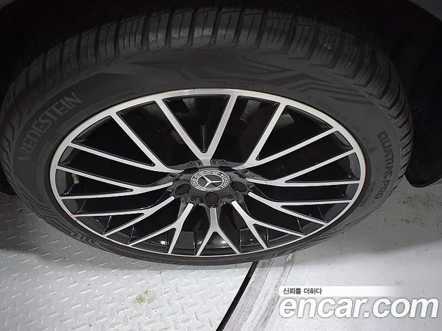 Mercedes-Benz S-Class — Фото автомобиля 18