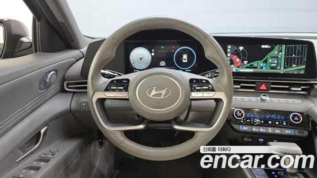 Hyundai Avante CN7 — Фото автомобиля 13