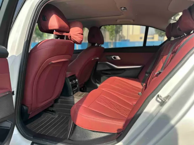 BMW 3 Series — Фото автомобиля 5