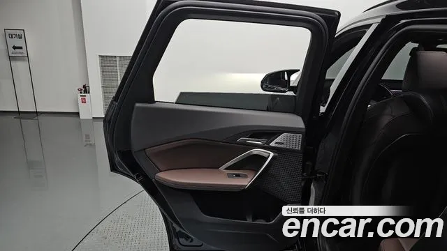 BMW X1 U11 — Фото автомобиля 14