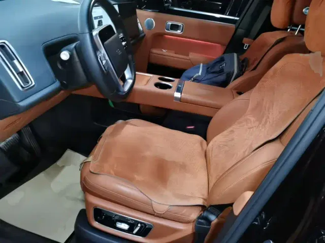 Li Auto L9 — Фото автомобиля 14