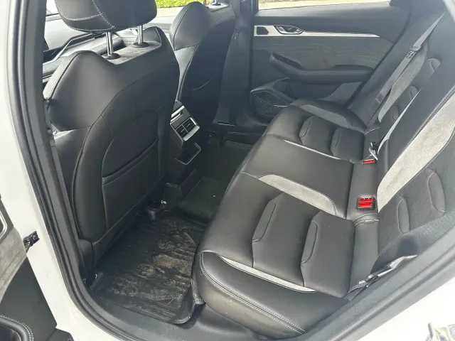 Geely Xingrui — Фото автомобиля 8