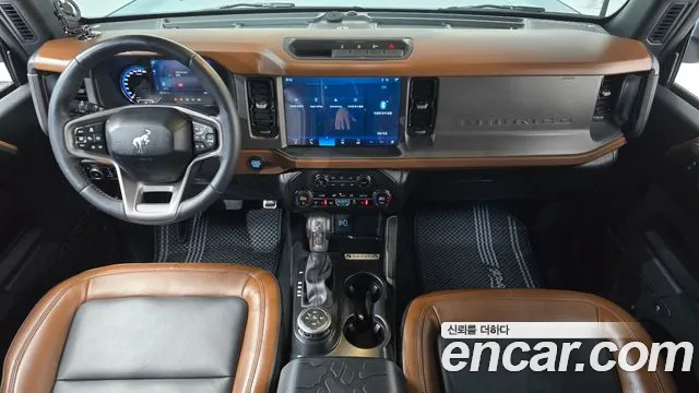 Ford Bronco 6th Gen — Фото автомобиля 10