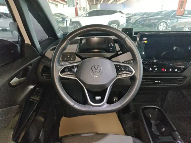 Volkswagen ID.3 — Фото автомобиля 10