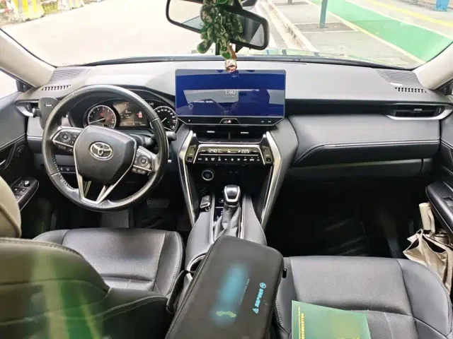 Toyota Harrier — Фото автомобиля 12