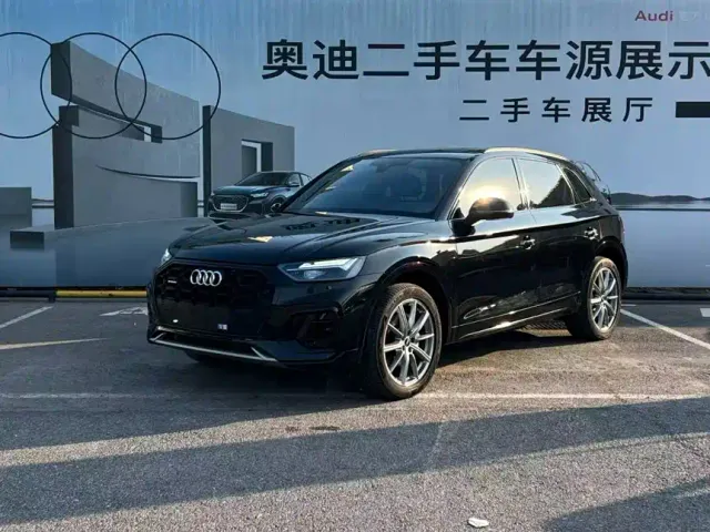 Фотография автомобиля — Audi Q5L