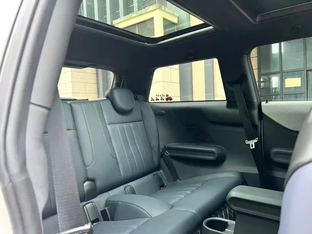 MINI Hatch — Фото автомобиля 13