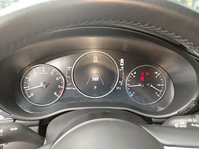 Mazda Axela — Фото автомобиля 11