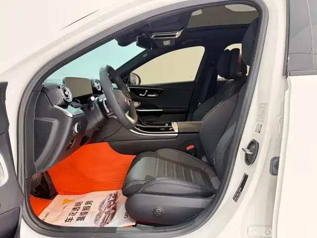 Mercedes-Benz C-Class — Фото автомобиля 17