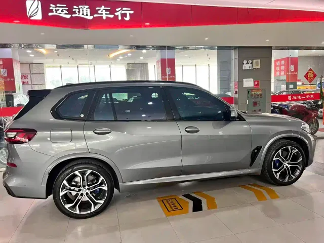 BMW X5 — Фото автомобиля 3