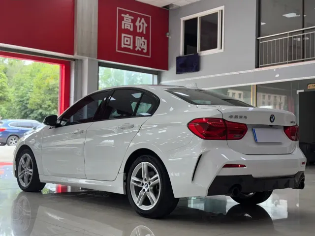BMW 1 Series — Фото автомобиля 4