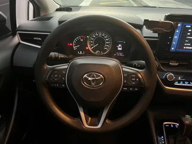 Toyota Corolla — Фото автомобиля 13