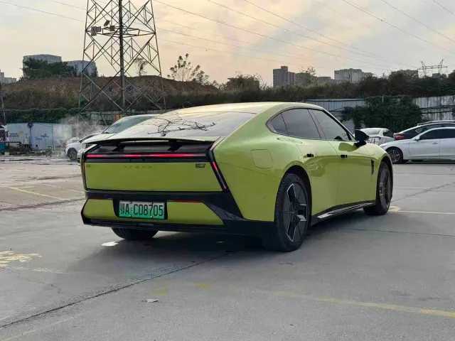 Xpeng P7 — Фото автомобиля 7