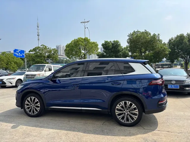 BYD Song Pro New Energy 2022 DM-i 110km Flagship Pro — Фото автомобиля 10