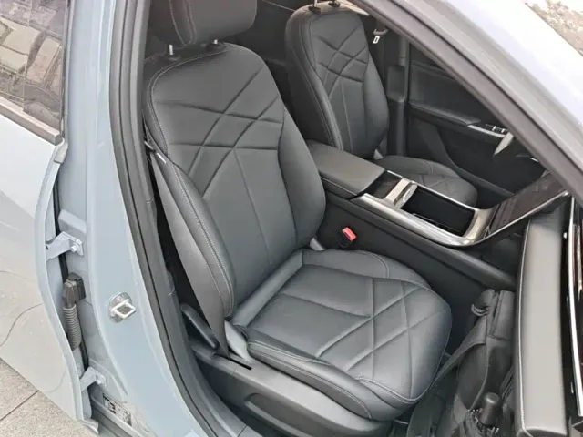 Geely Galaxy L6 — Фото автомобиля 24
