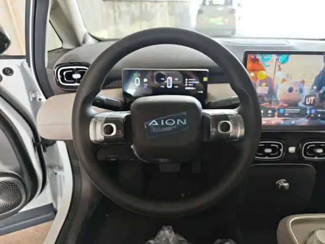 GAC Aion UT — Фото автомобиля 10