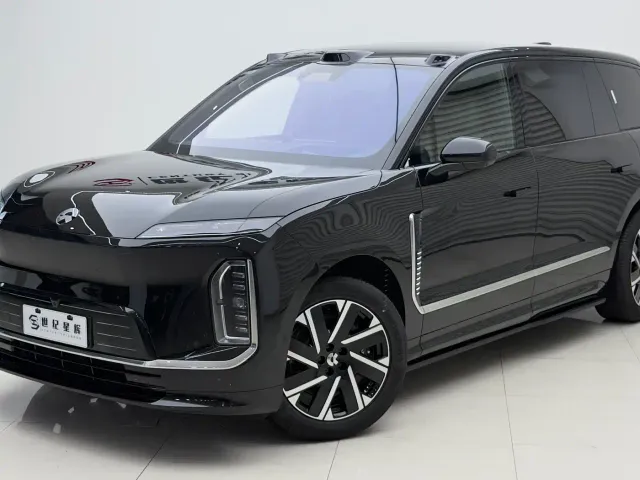 Nio ES9 — Фото автомобиля 2