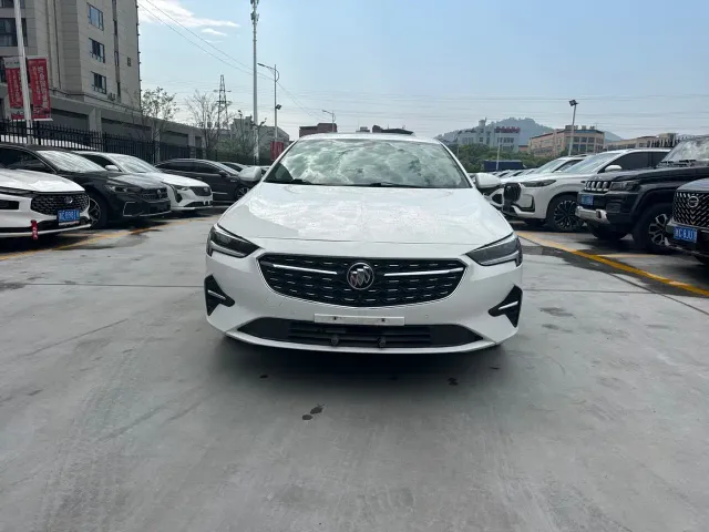 Buick Regal 2022 552T Smart Edition — Фото автомобиля 2