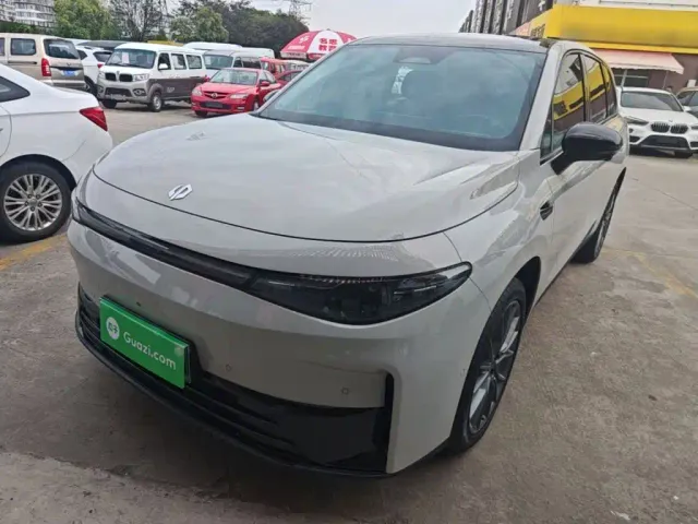 Фотография автомобиля — Leapmotor C10