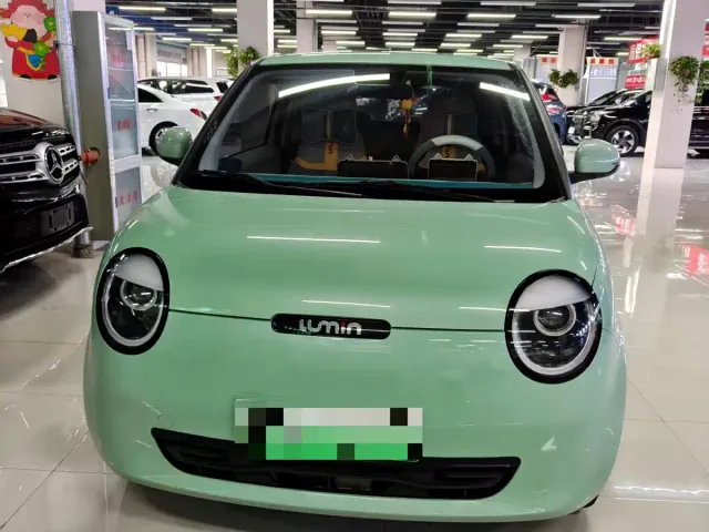 Changan Lumin — Фото автомобиля 2