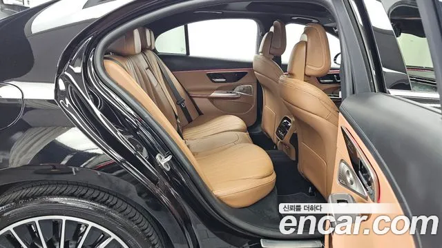 Mercedes-Benz E-Class W214 — Фото автомобиля 17