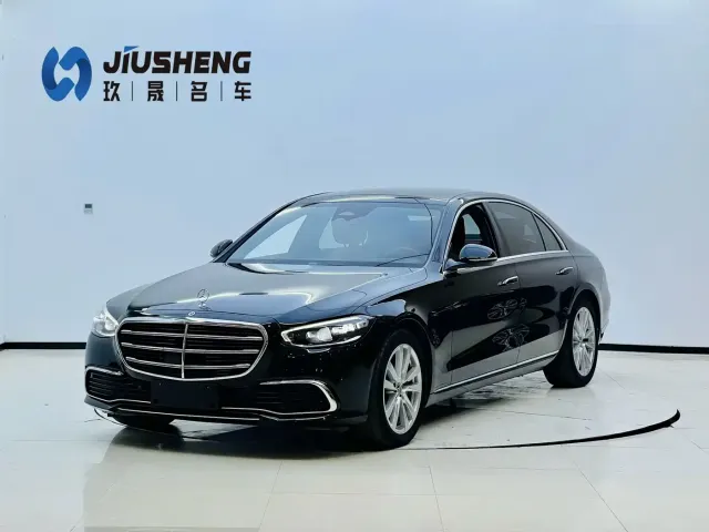 Фотография автомобиля — Mercedes-Benz S-Class