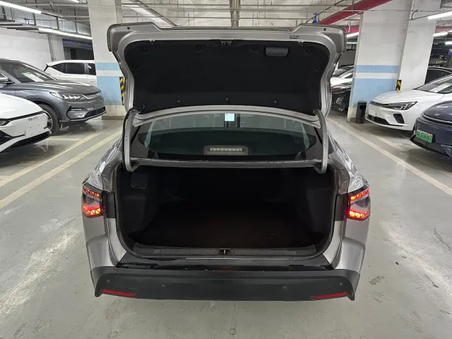 Toyota bZ3 — Фото автомобиля 7