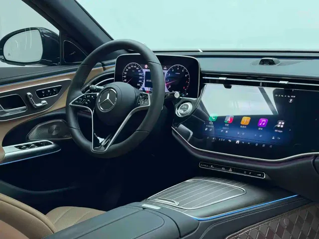 Mercedes-Benz E-Class — Фото автомобиля 8