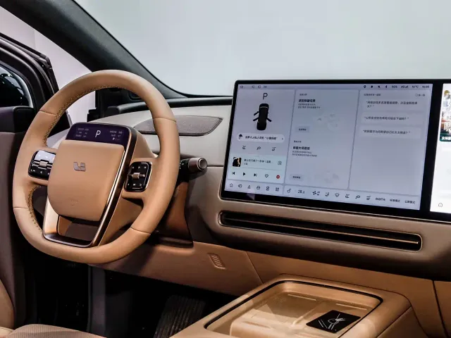 Li Auto i6 — Фото автомобиля 17