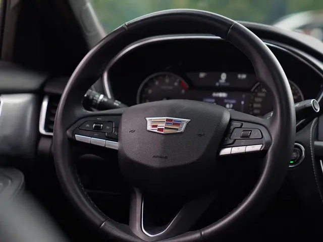 Cadillac CT5 — Фото автомобиля 4